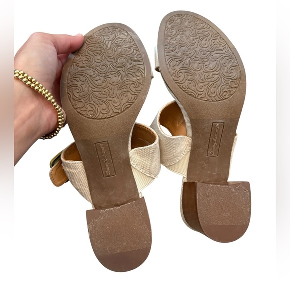 Tommy Bahama Trista Linen Block Heel Sandals Size 8.5 - Picture 2 of 8